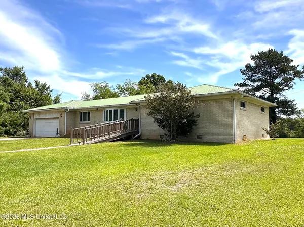 $90,000 | 377 Hall Road, Forest, MS 39074