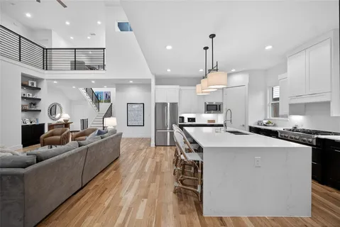 $1,299,000 | 9527 Biscayne Boulevard, Dallas, TX 75218