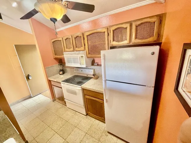 $239,000 | 50 Kepuhi Place, Unit 202, Maunaloa, HI 96770