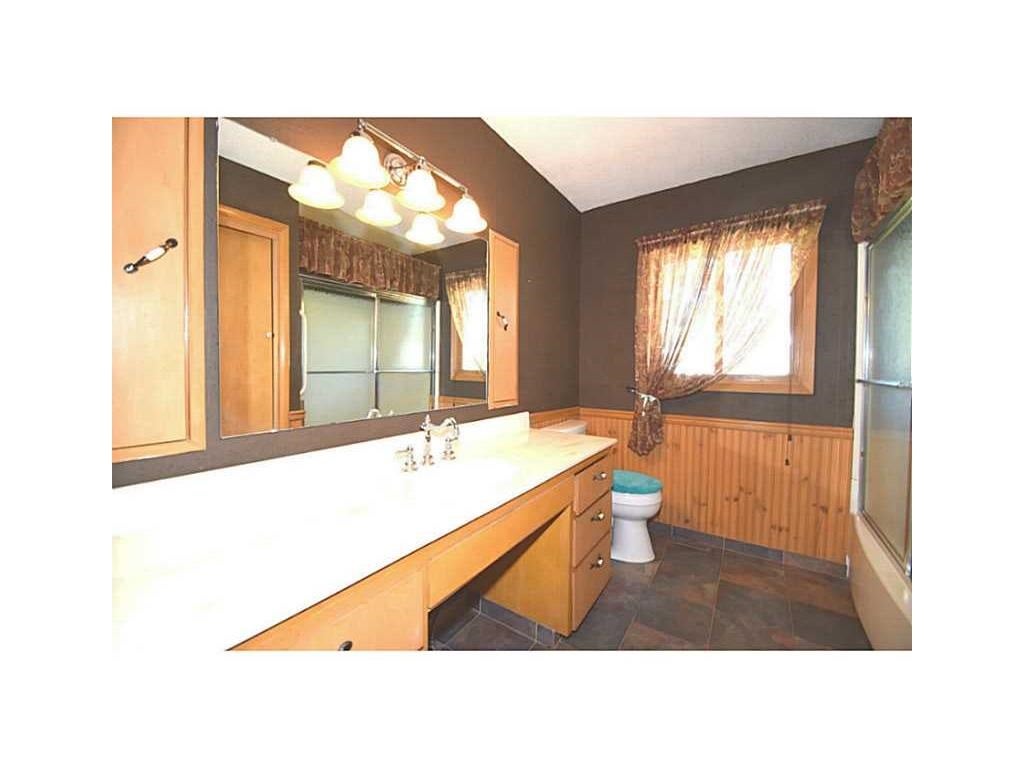 280 Daws Road Hiawatha, IA 52233 - Photo 9 of 21 Gallery Image 9