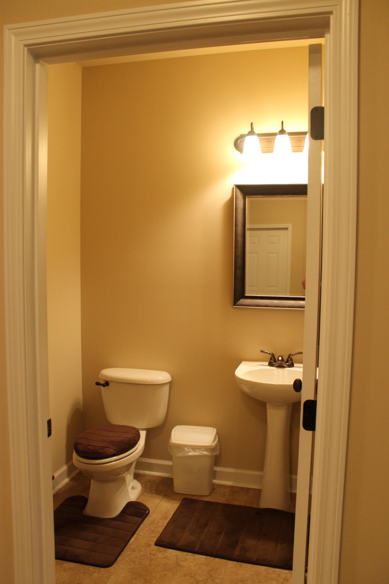 4723 Haybarn Road Holt, FL 32564 - Photo 39 of 45 Powder room