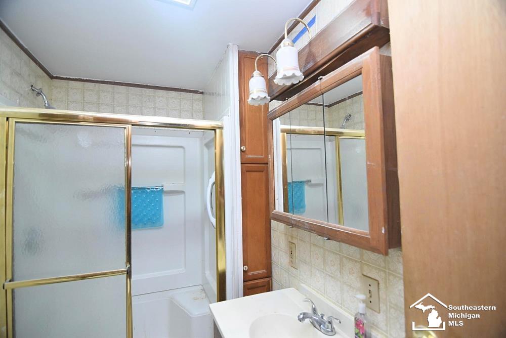 13493 Dixon Road Dundee, MI 48131 - Photo 35 of 48