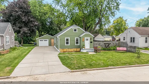 $199,500 | 1416 North Kenilworth Avenue, Appleton, WI 54911