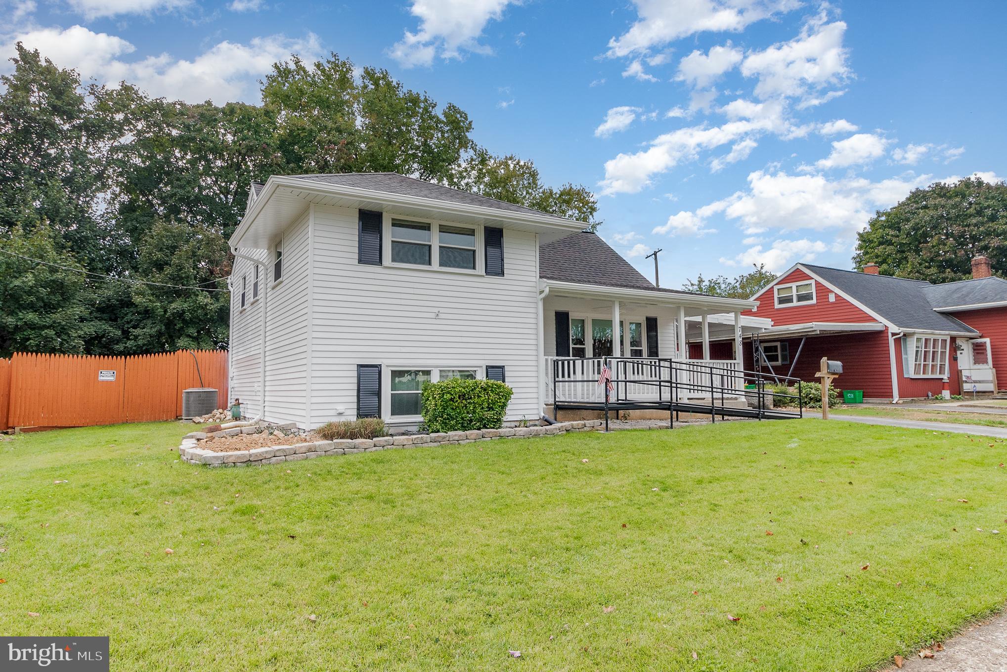 748 Fireside Road York, PA 17404 - Photo 3 of 31 Gallery Image 3