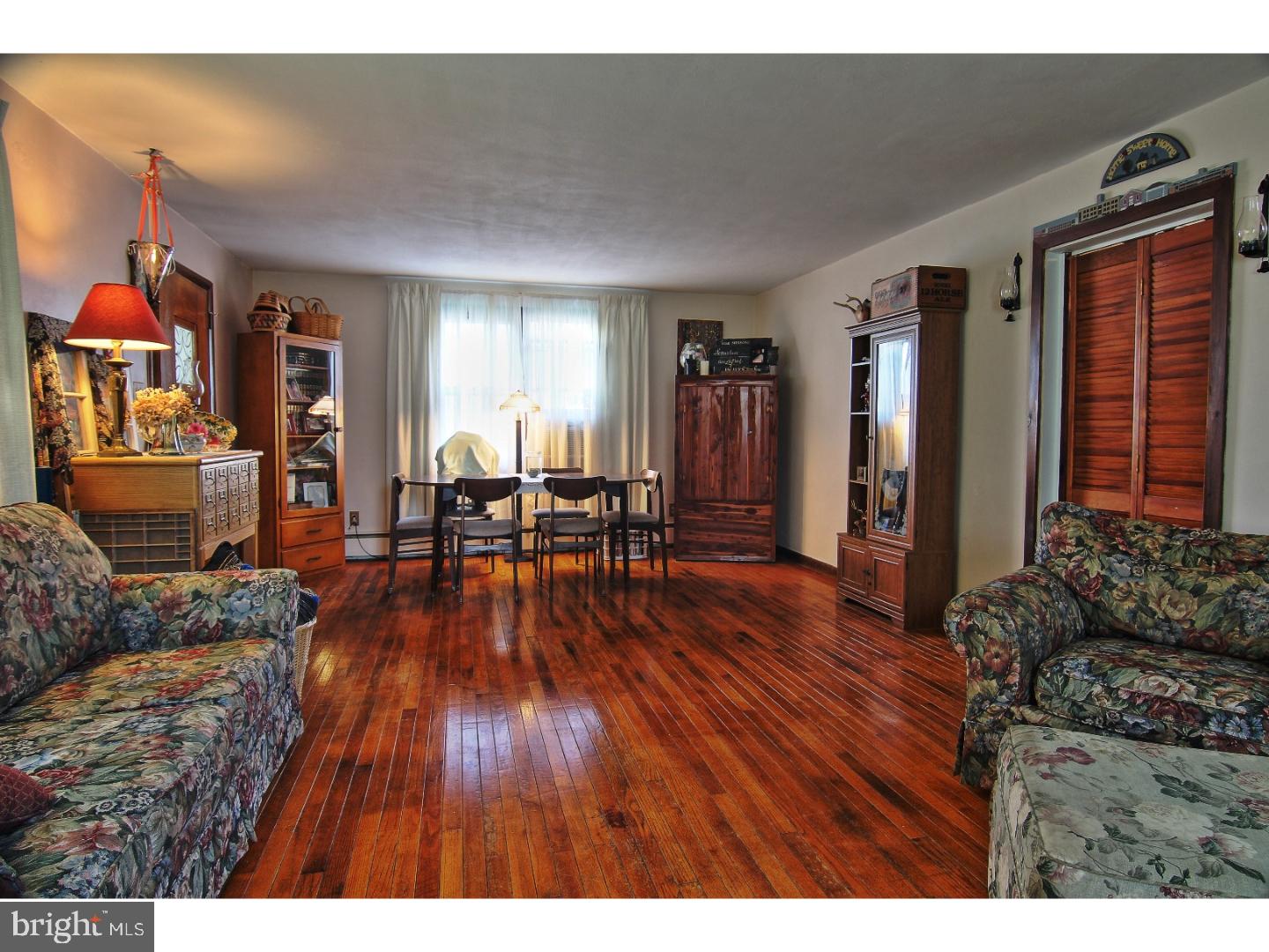 175 Valley Road Birdsboro, PA 19508 - Photo 4 of 21 Living Room