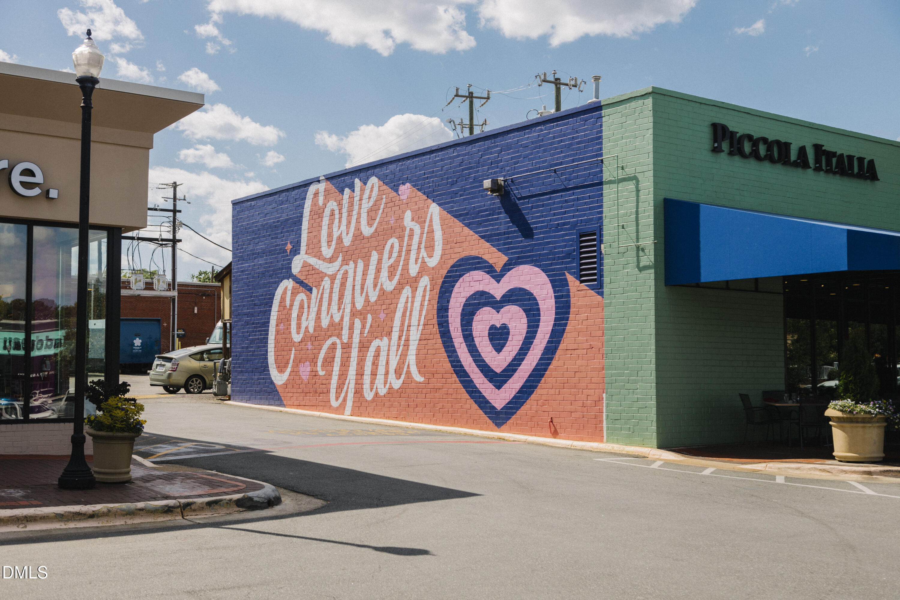 907 West Johnson Street Raleigh, NC 27605 - Photo 35 of 43 a sign that is on the side of a building