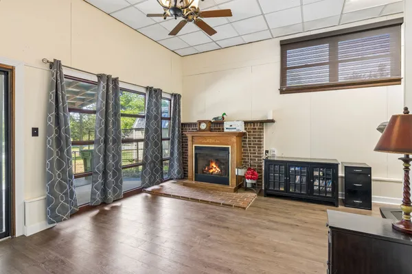 $374,500 | 205 Houghton Drive, Winchester, TN 37398