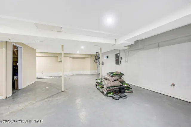 $470,000 | 128 Wilson Court, Saylorsburg, PA 18353