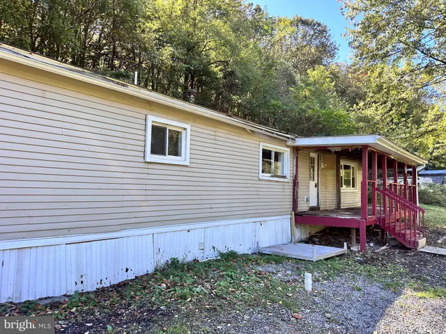 $115,000 | 152 Hawsbrick Street, Lewistown, PA 17044