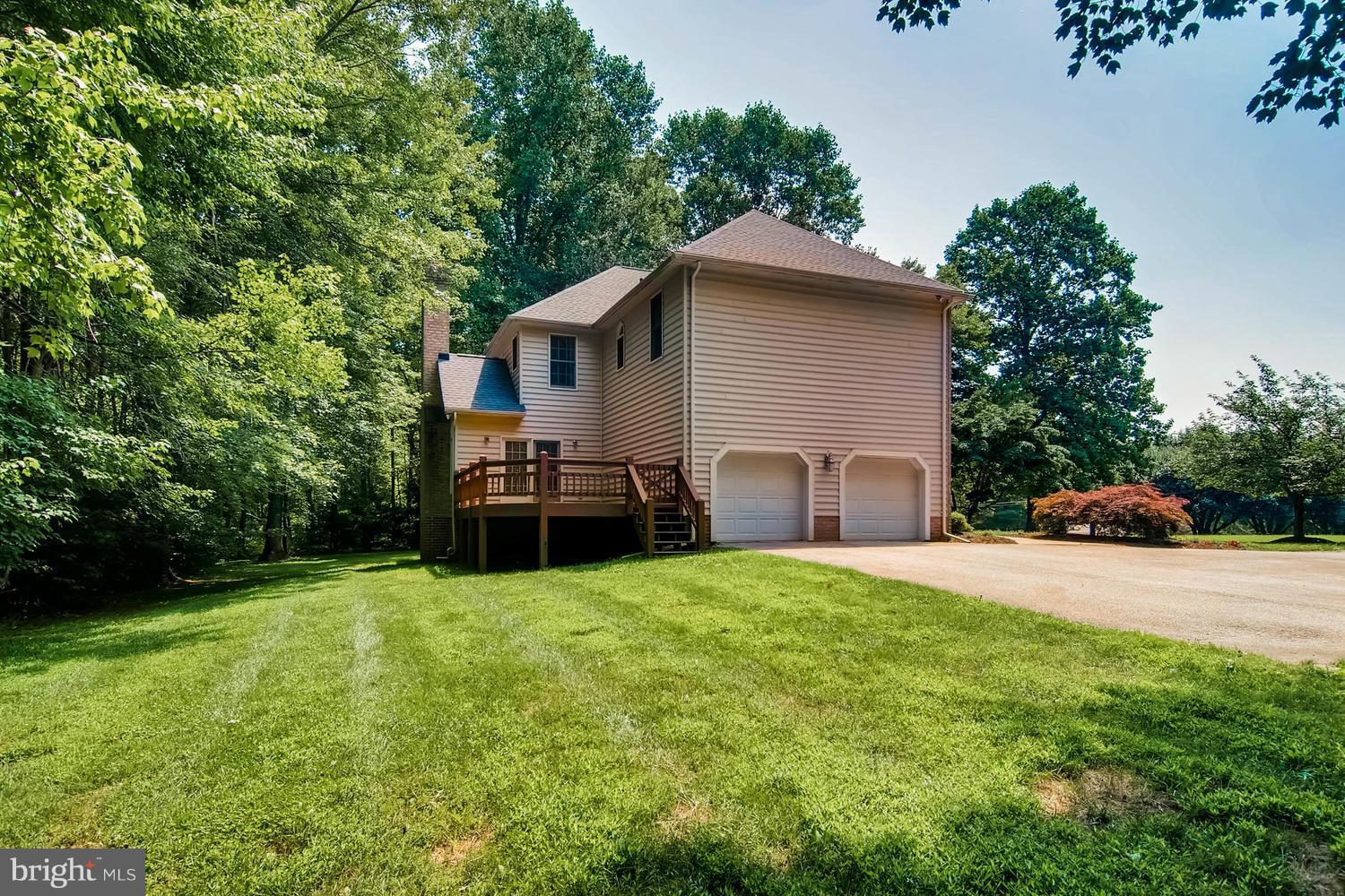 3812 Stansbury Mill Road Phoenix, MD 21131 - Photo 28 of 30 OVER 2 ACRES / TWO CAR GARAGE / BACK DECK