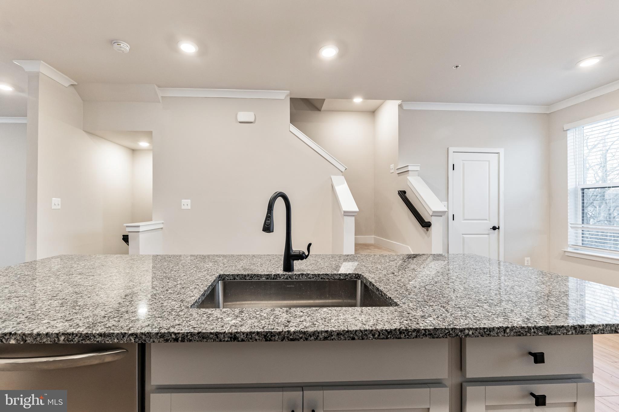4404 Roland Heights Avenue Baltimore, MD 21211 - Photo 10 of 36