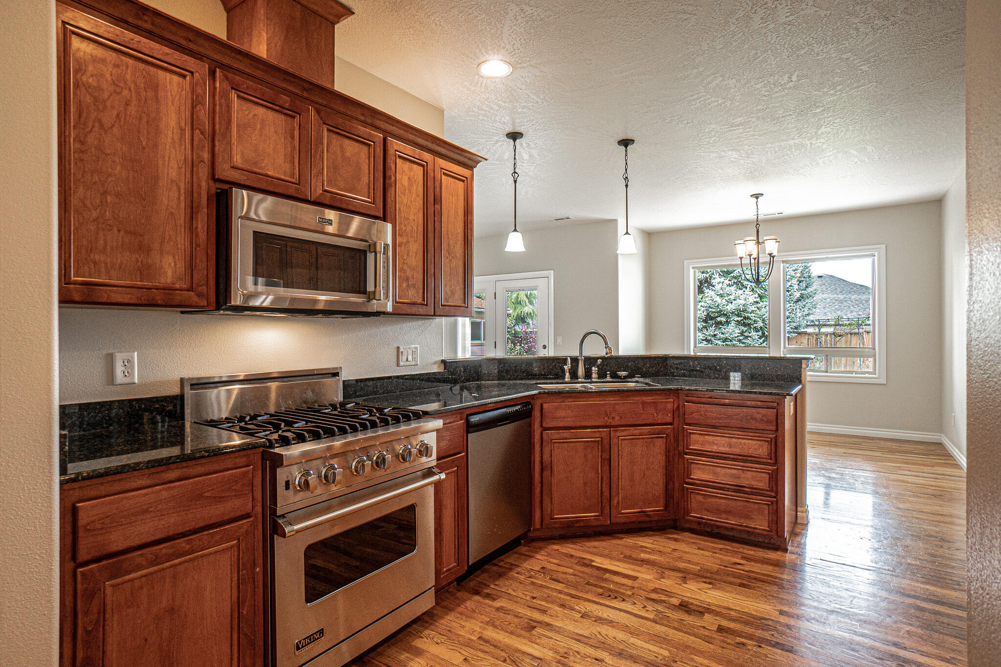 995 Pumpkin Ridge Eagle Point, OR 97524 - Photo 29 of 35 DSC01445-HDR