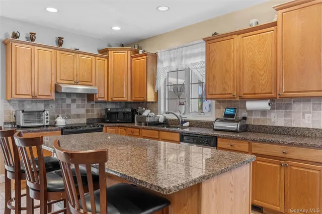 $5,500 | 17 Waring Drive, Carmel, NY 10512