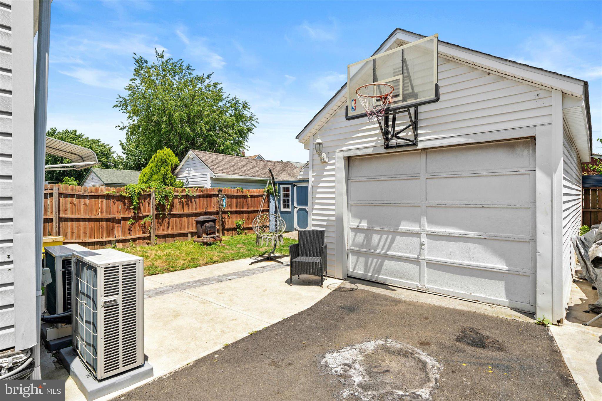 94 Reeger Avenue Hamilton, NJ 08610 - Photo 22 of 26