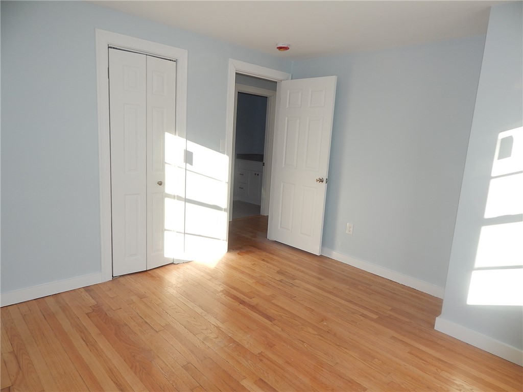 84 Farrell Street Pawtucket, RI 02861 - Photo 15 of 39