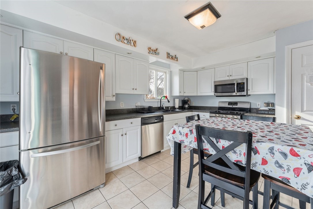 201 Horse Neck Road Warwick, RI 02889 - Photo 20 of 29 Gallery Image 20