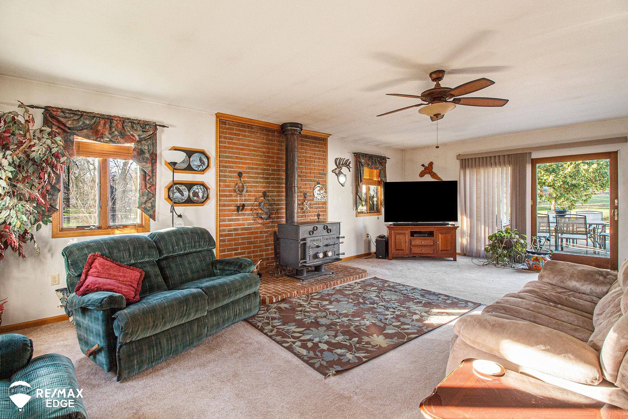 9441 East Coldwater Road Davison, MI 48423 - Photo 12 of 25 50095435-11.JPG