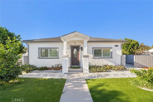 $1,375,000 | 13533 Terra Bella Street, Pacoima, CA 91331