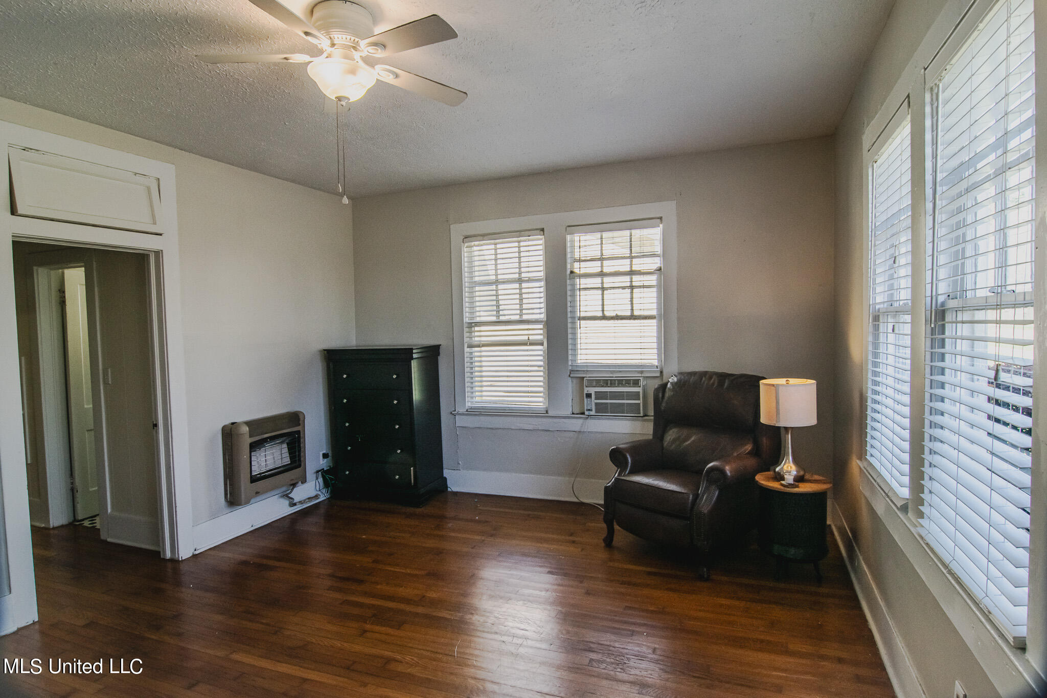 803 North Congress Street Jackson, MS 39202 - Photo 7 of 55 DSC_0155