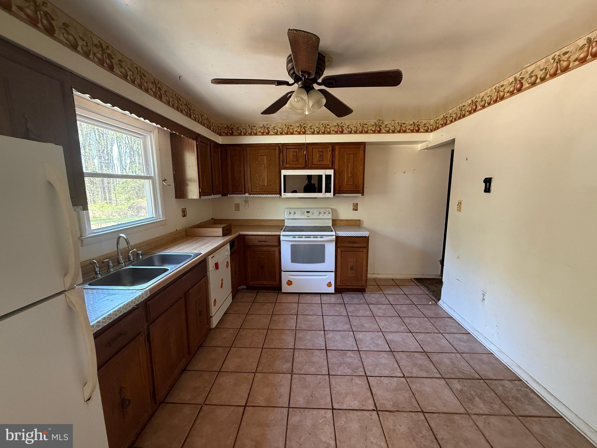 4903 Church Road Bowie, MD 20720 - Photo 4 of 15