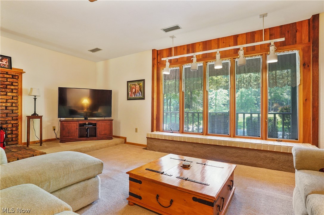 3650 Granger Road Akron, OH 44333 - Photo 9 of 41 Gallery Image 9