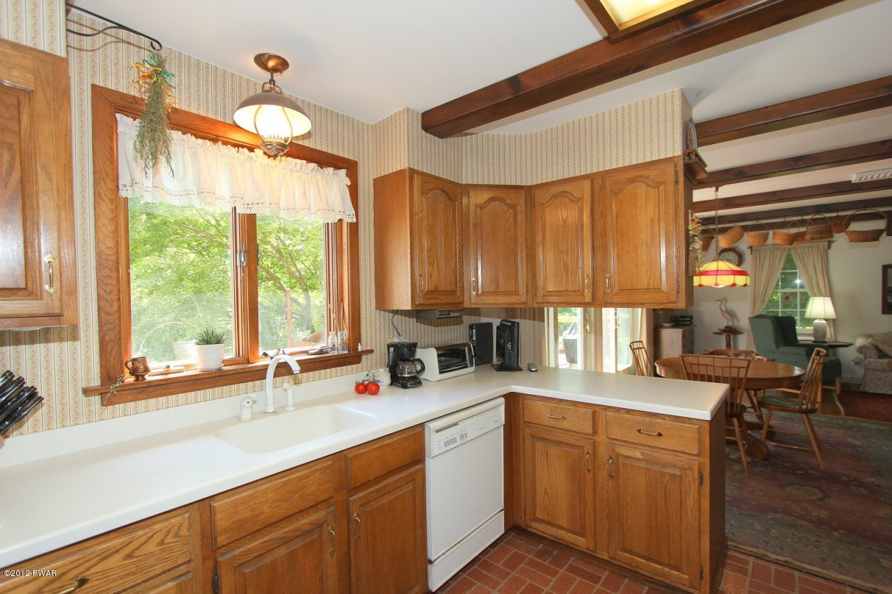 153 Daniels Road Hawley, PA 18428 - Photo 16 of 39 Gallery Image 16