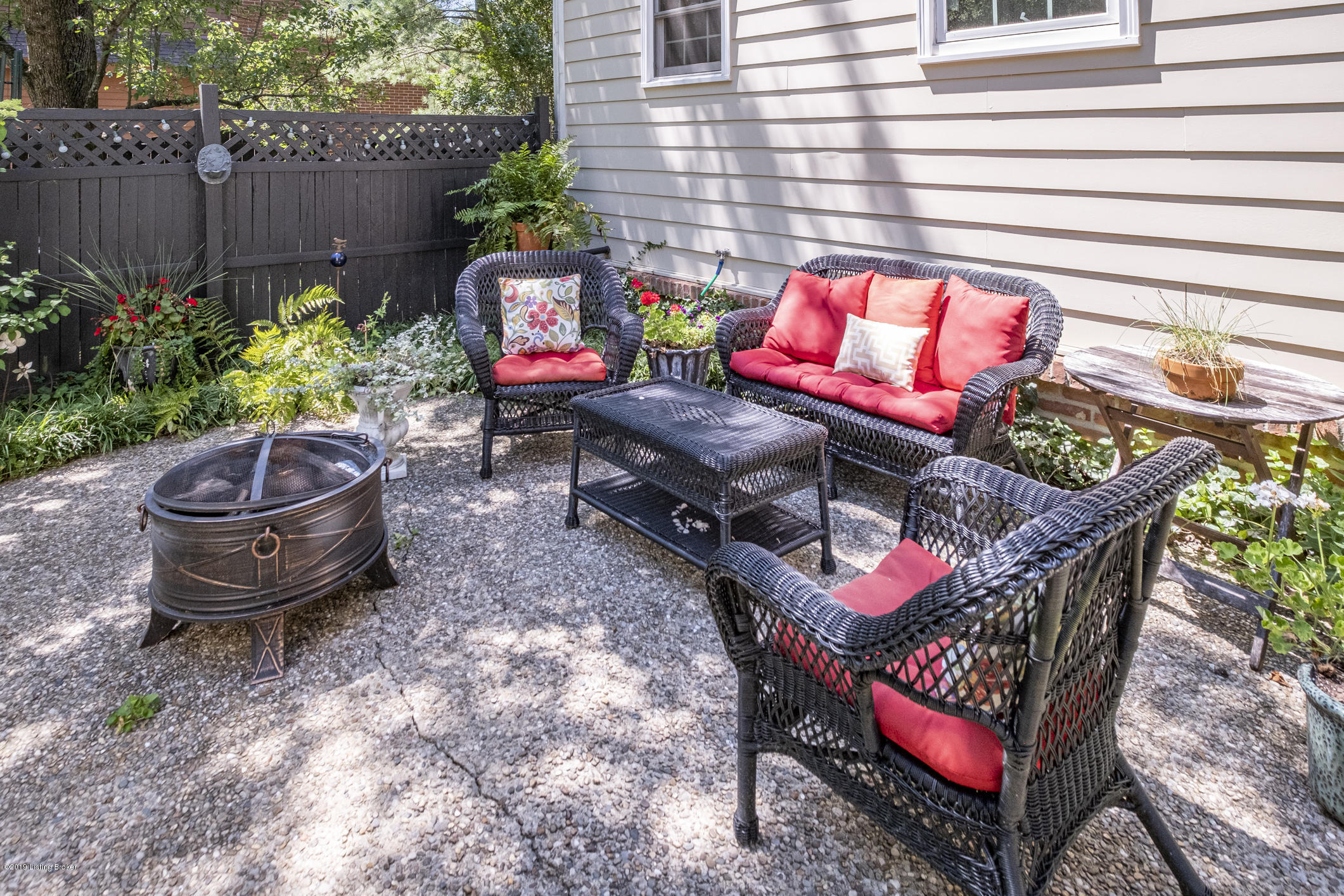 1800 Round Ridge Road Louisville, KY 40207 - Photo 42 of 64 1800 Round Ridge- RIVERWOOD