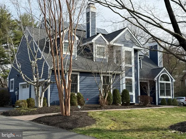 $1,050,000 | 26 Baldwin Street, Pennington, NJ 08534