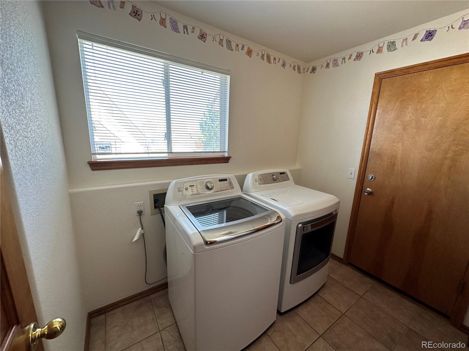 18822 East Prentice Place Centennial, CO 80015 - Photo 9 of 26