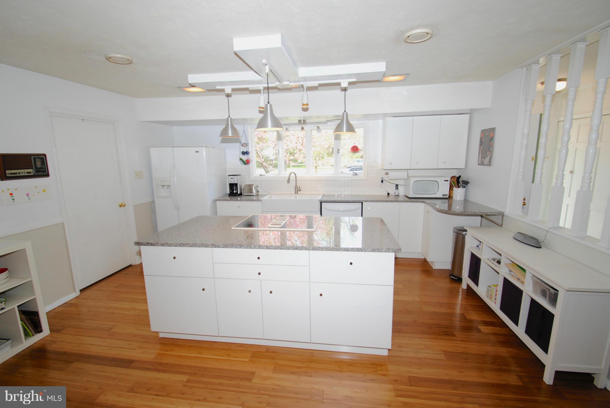 3412 Hazelwood Road Edgewater, MD 21037 - Photo 2 of 21 Kitchen