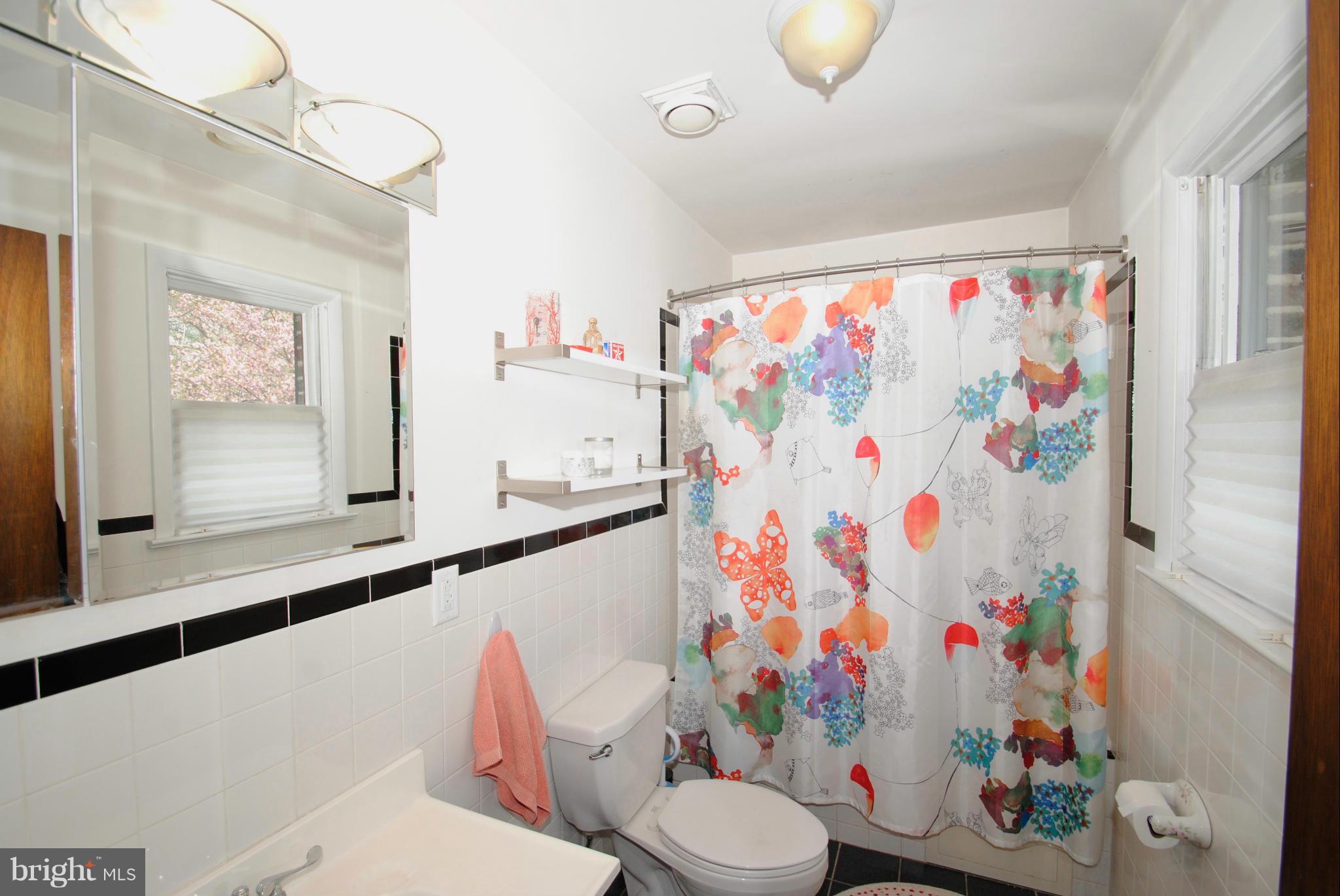 3412 Hazelwood Road Edgewater, MD 21037 - Photo 17 of 21 Bath (Master)
