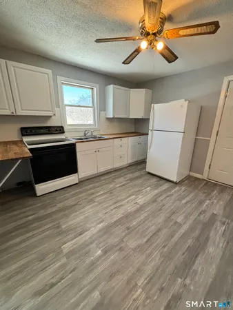 $1,350 | 11 Roberts Street, Unit 2, Bristol, CT 06010