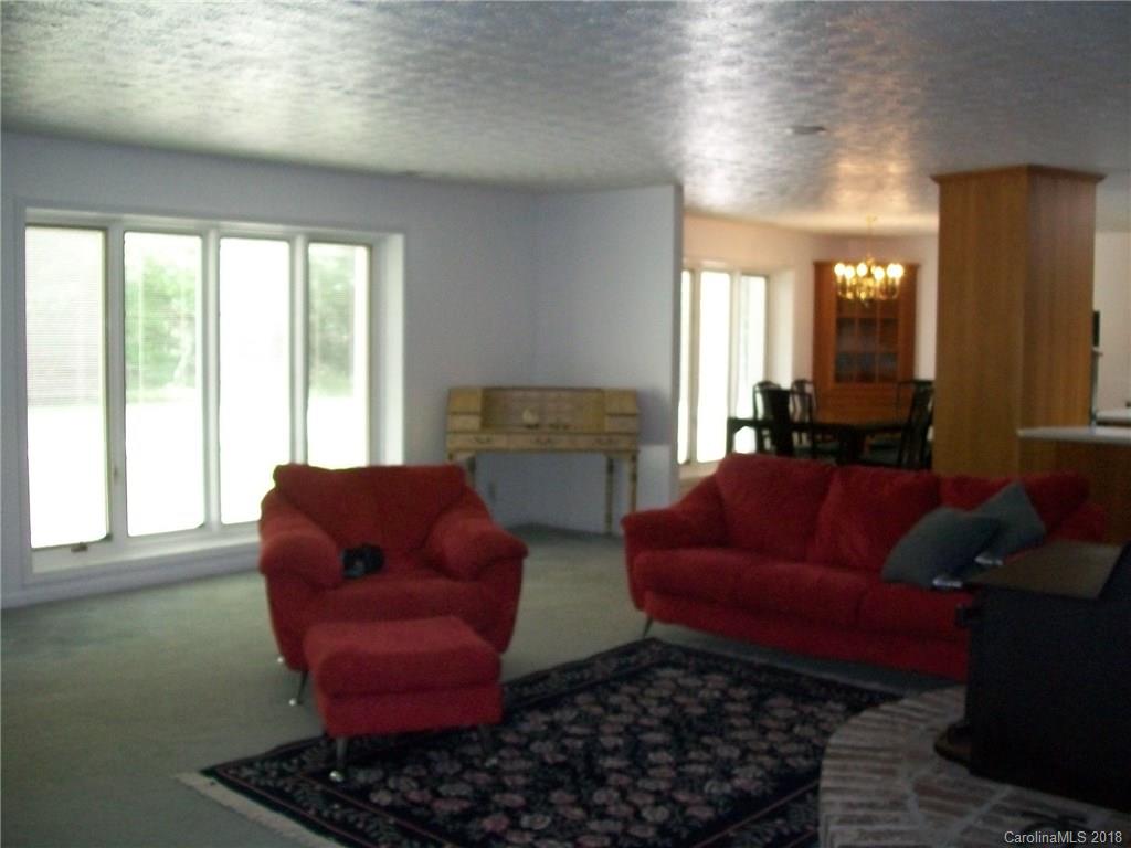 423 Kelly Road York, SC 29745 - Photo 14 of 31 Gallery Image 14