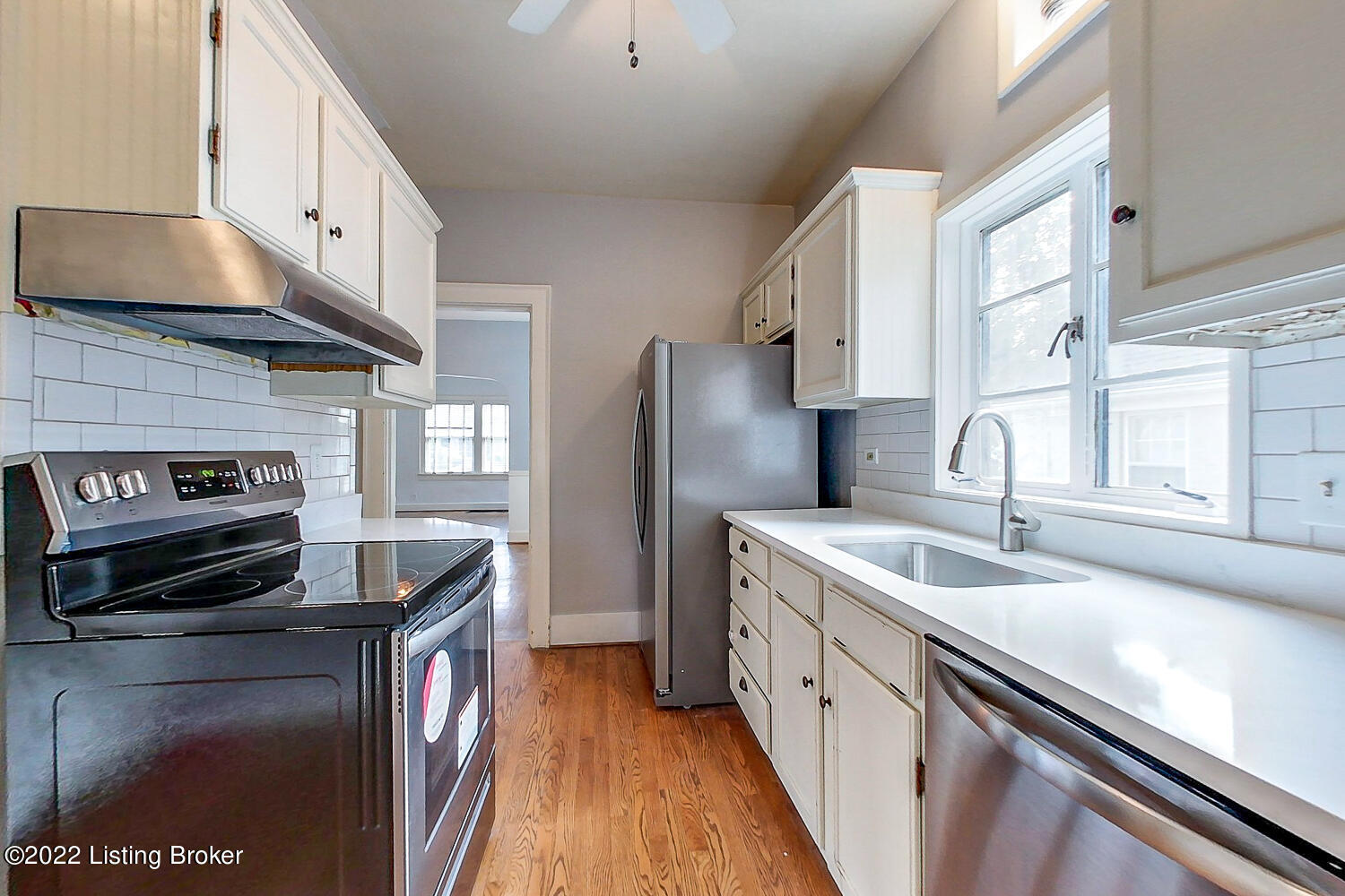 214 Fairlawn Road Louisville, KY 40207 - Photo 24 of 62 22-214-23