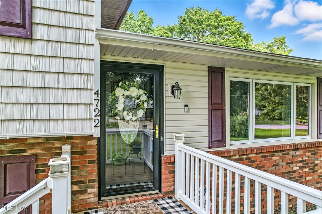 4722 Mars Road Uniontown, OH 44685 - Photo 3 of 50 Gallery Image 3