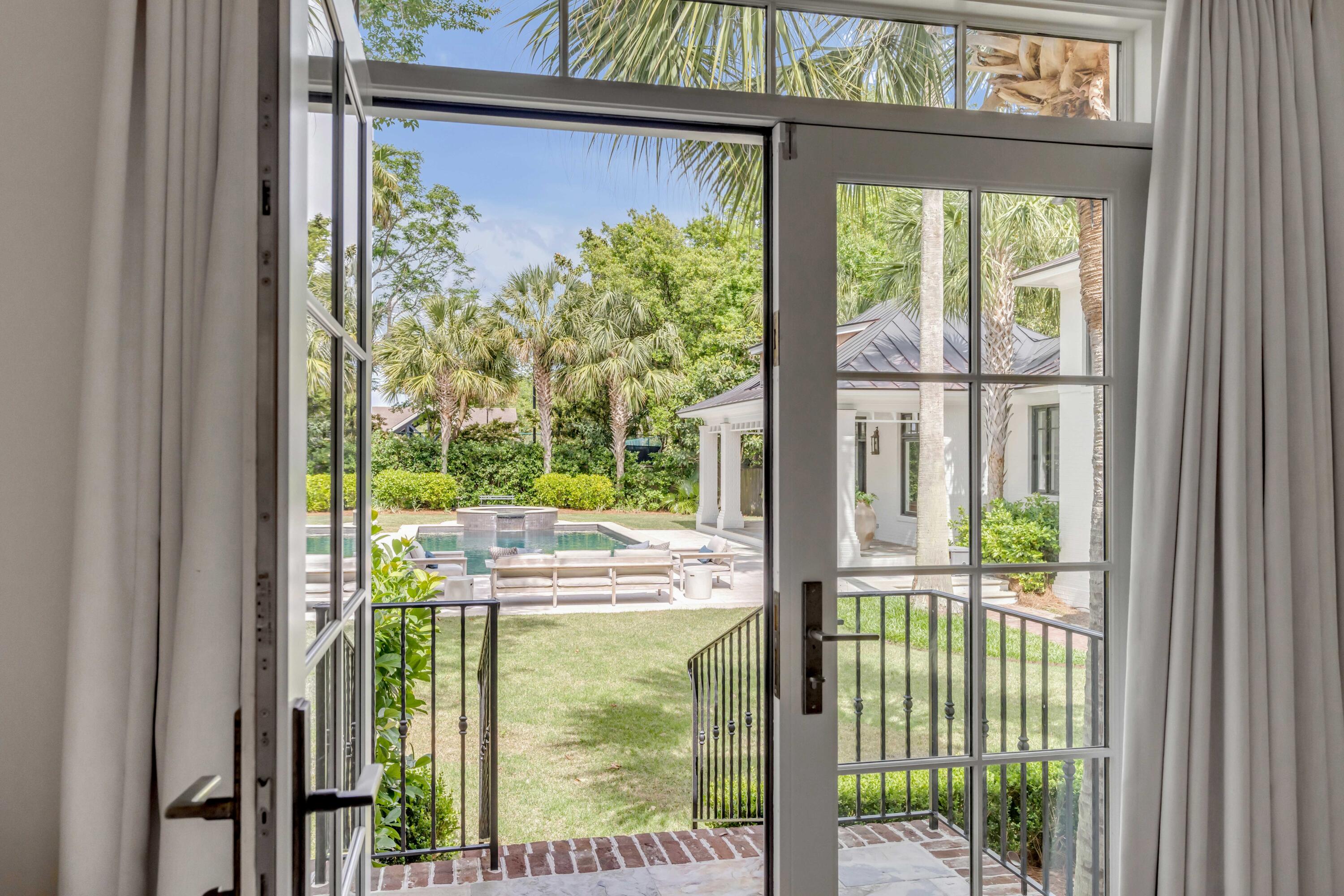 14 Jamestown Road Charleston, SC 29407 - Photo 39 of 79 Outside Access from Guest Suite