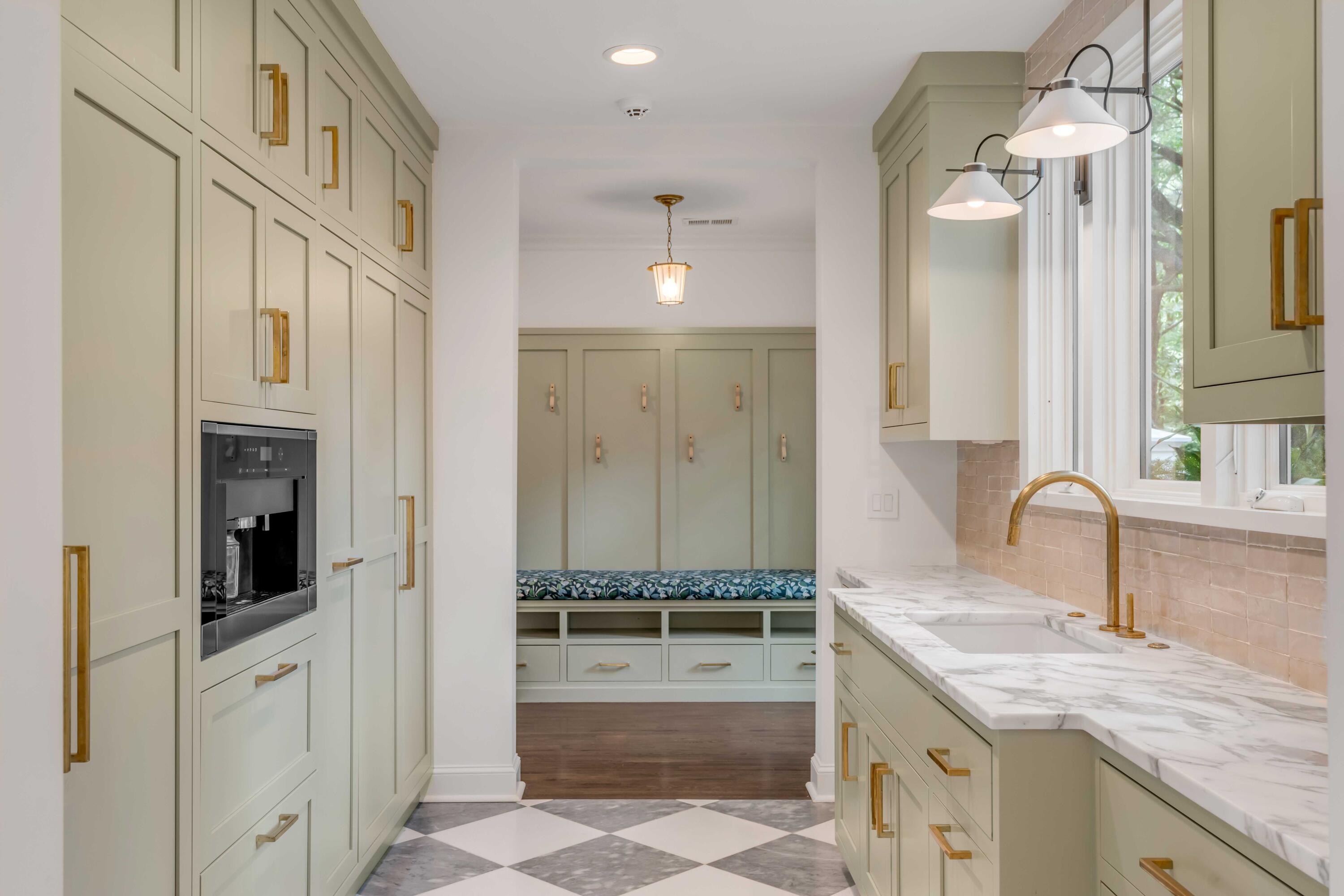 14 Jamestown Road Charleston, SC 29407 - Photo 51 of 79 Pantry & Mudroom