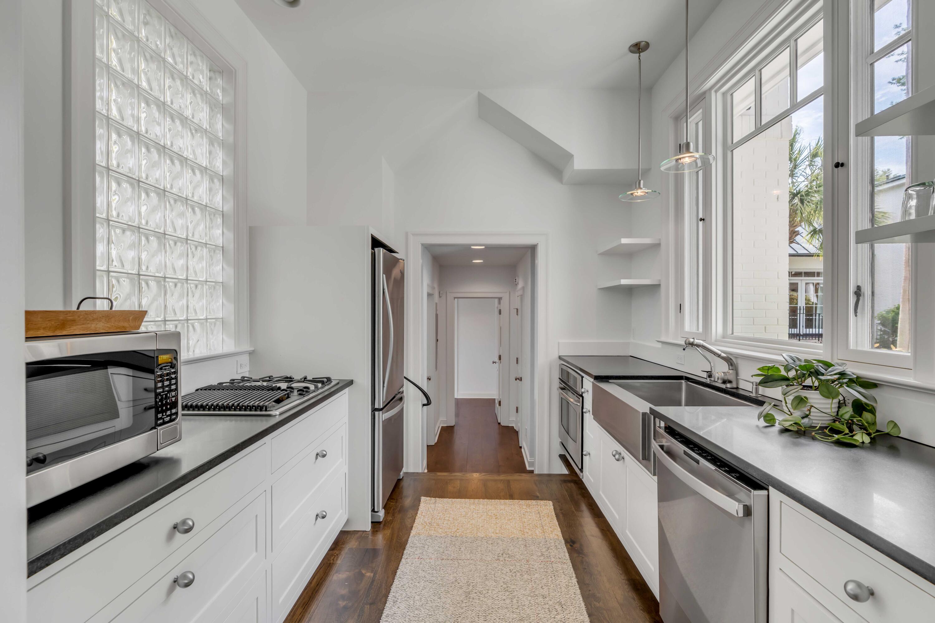 14 Jamestown Road Charleston, SC 29407 - Photo 59 of 79 Guest House Kitchen