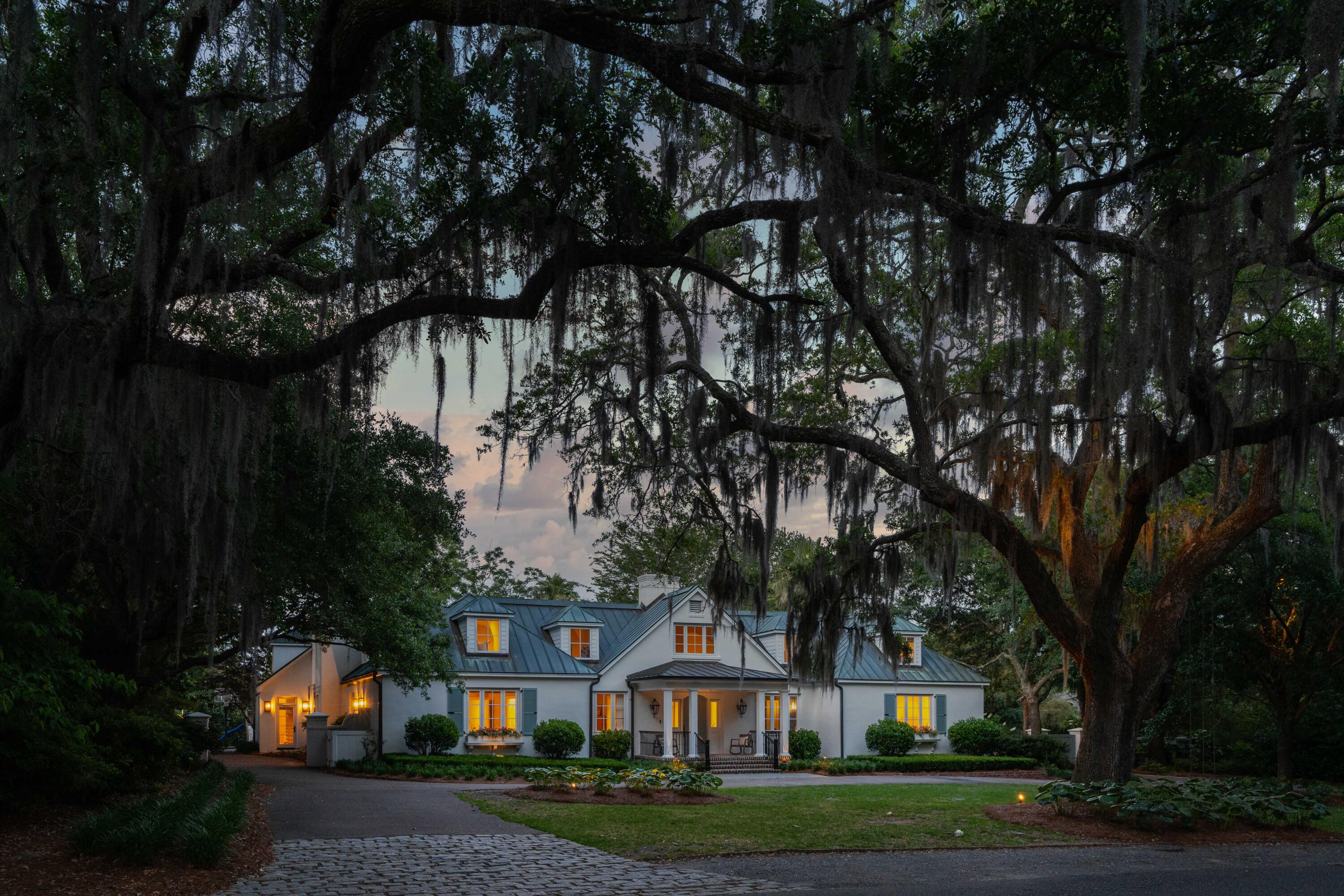 14 Jamestown Road Charleston, SC 29407 - Photo 72 of 79 Home at Twilight