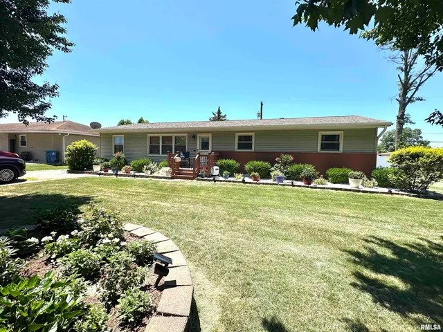 $174,900 | 634 Sara Drive, Centralia, IL 62801