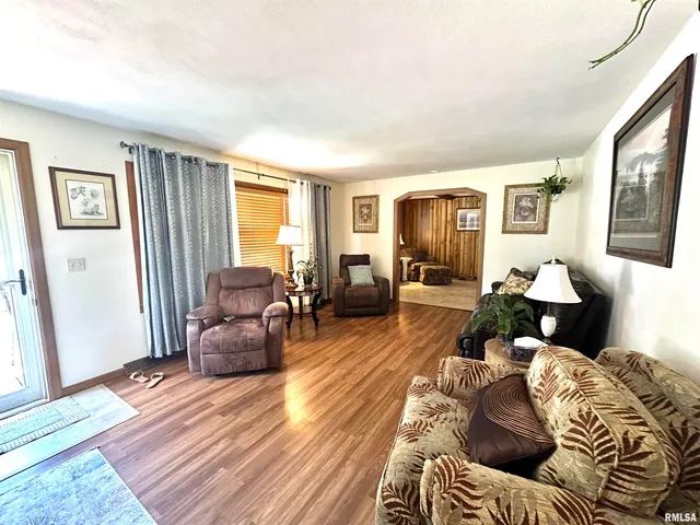 $174,900 | 634 Sara Drive, Centralia, IL 62801