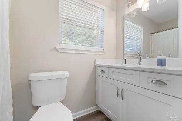 $1,600 | 8 Goodman Lane, Pensacola, FL 32506