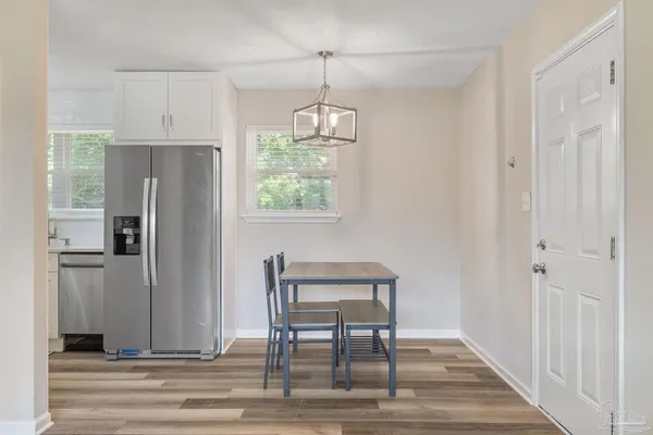 $1,600 | 8 Goodman Lane, Pensacola, FL 32506