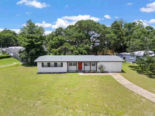 $1,600 | 8 Goodman Lane, Pensacola, FL 32506