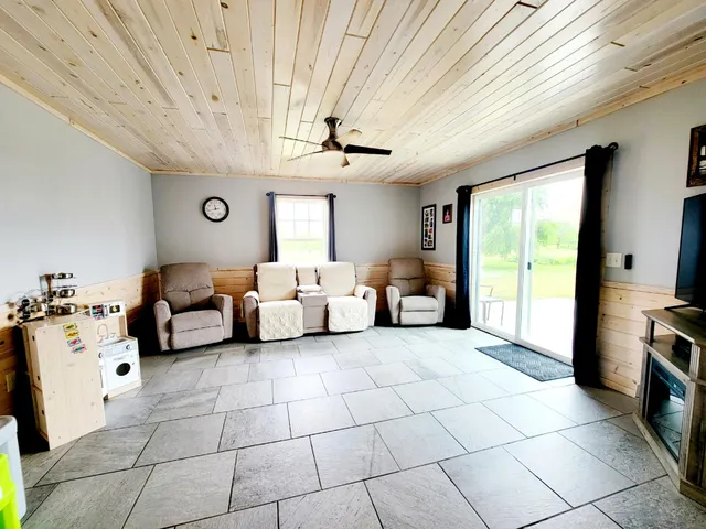 $325,000 | 46049 St Lawrence Drive, Perham, MN 56573