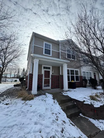 $2,450 | 3429 125th Drive Northeast, Unit F, Blaine, MN 55449