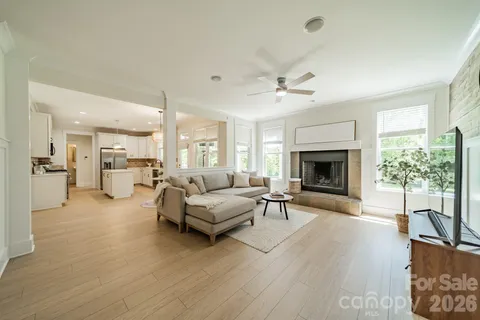 $779,900 | 188 Carolina Crossing Drive, York, SC 29745