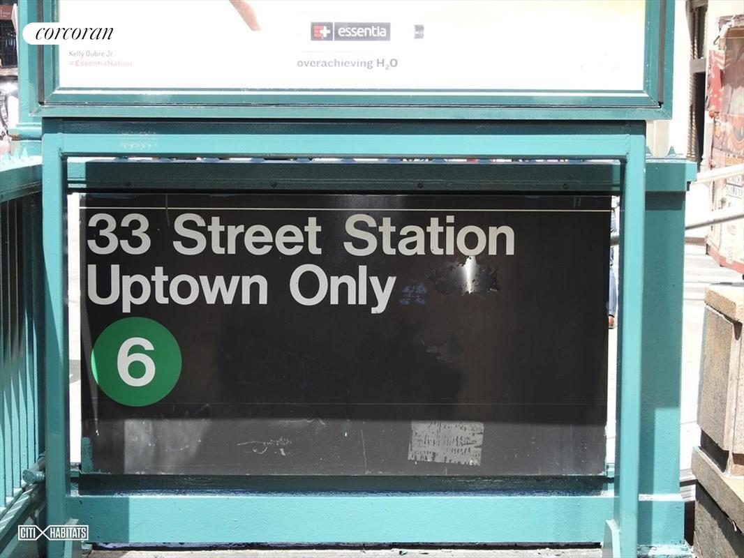 139 East 33rd Street, Unit 7L Manhattan, NY 10016 - Photo 8 of 11 a close view of a stove