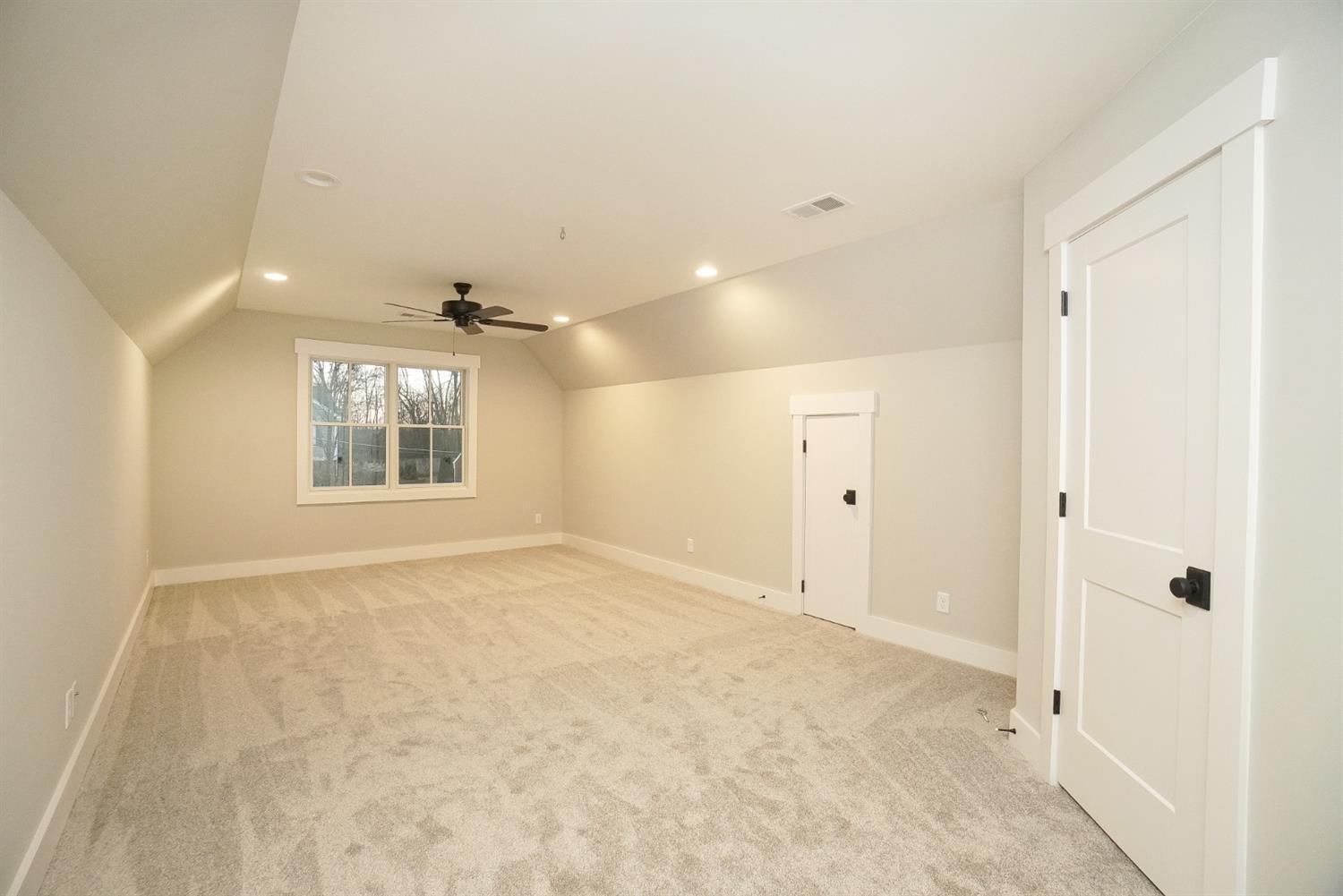 9700 Ridgeway Avenue Blue Ash, OH 45242 - Photo 32 of 47 Gallery Image 32