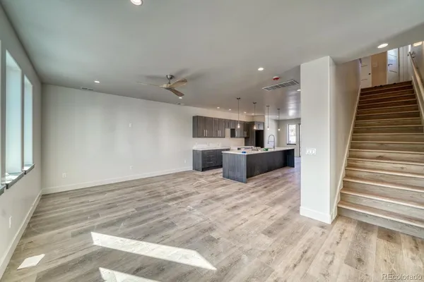 a picture of a bench in the back